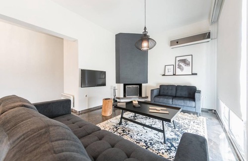 Neos Kosmos Apartment | 135 m² Apartment ∙ 4 bedrooms ∙ 8 guests