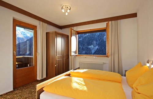 Kauns Apartment | 135 m² Apartment ∙ 5 bedrooms ∙ 10 guests