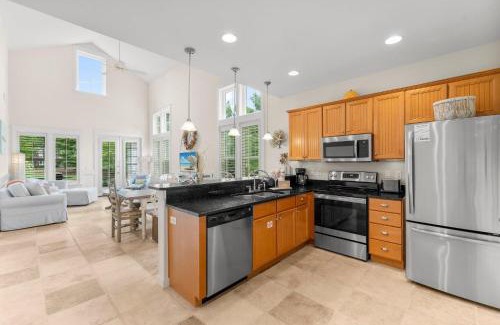 Laurel Grove House | 1383 Laurel Grove