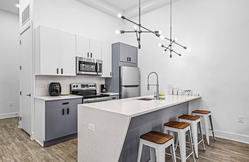 Delair Apartment | 14-2 Luxury Loft-FREE Parking