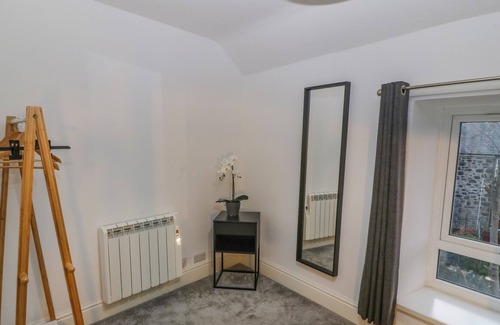 Trefor Cottage | 14 NEW STREET, pet friendly, character holiday cottage in Trefor