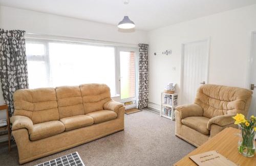 Mundesley House | 14 Siesta Mar