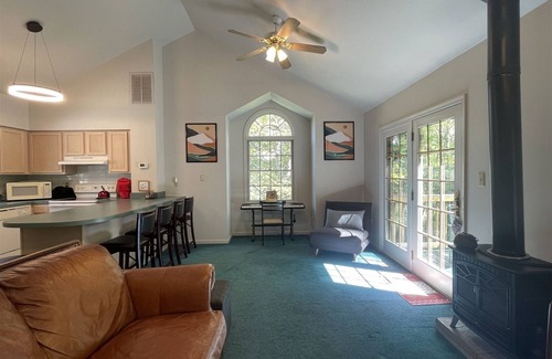 Mercersburg House | 14072 Maple Way | Townhouse at Blairs Ridge
