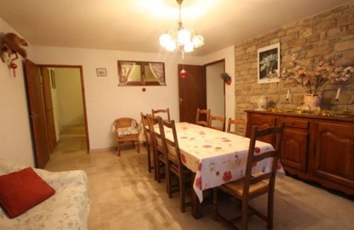 Beaufremont House | 145 m² House ∙ 3 bedrooms ∙ 7 guests