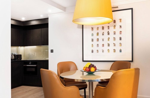 Knightsbridge Hotel | 15 Basil Street