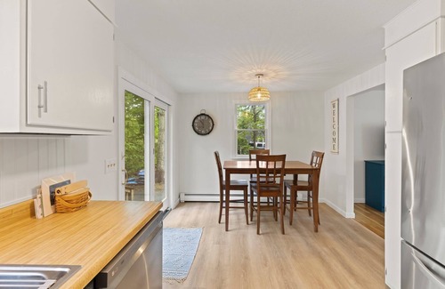 Sandwich House | 15 Courtland Drive - Charming modern home, pet-friendly, short drive to beach