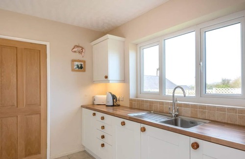 Bwlchtocyn House | 15 Lon Cernyw in the beautiful Pwllheli