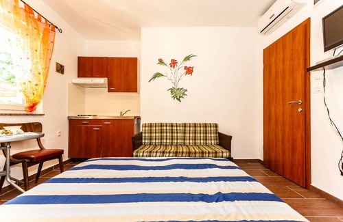 Malinska-Dubasnica Apartment | 15 m² Apartment ∙ 2 guests