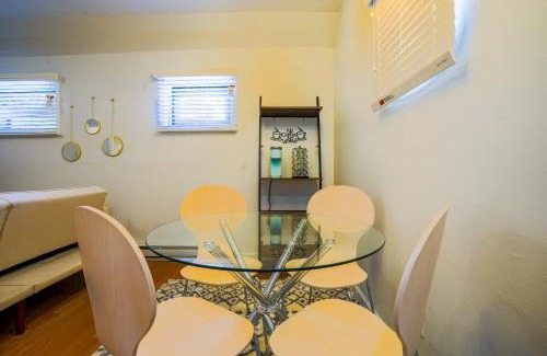 Hillwood House | 15 min to the Heart of Nash