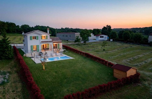 Brajkovici Villa | 150 m² Villa ∙ 3 bedrooms ∙ 8 guests
