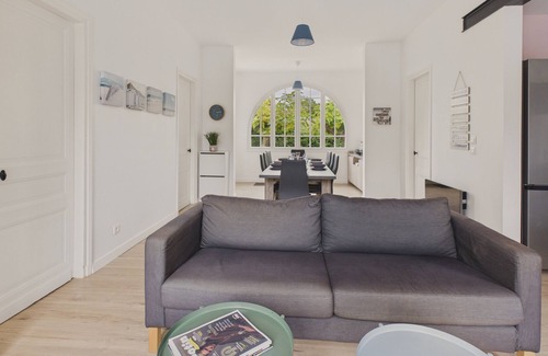 Andernos-les-Bains Ski Chalet | 150m from the beach, house with garden for 9