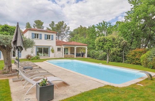 Meyrargues Villa | 152 m² Villa ∙ 4 bedrooms ∙ 8 guests