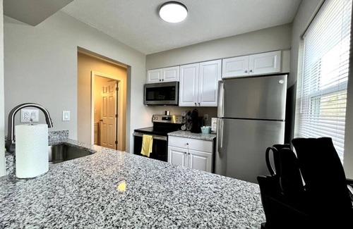 Middletown Apartment | 1520 F Bonita · TWO Bedroom Unit in Middletown w Private Laundry