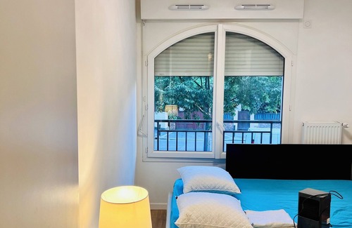 Le Blanc-Mesnil House | 156 Av. Pasteur b1