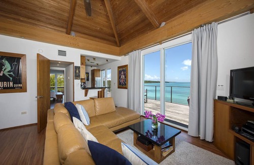 Savannah Sound House | 158 m² House ∙ 3 bedrooms ∙ 8 guests