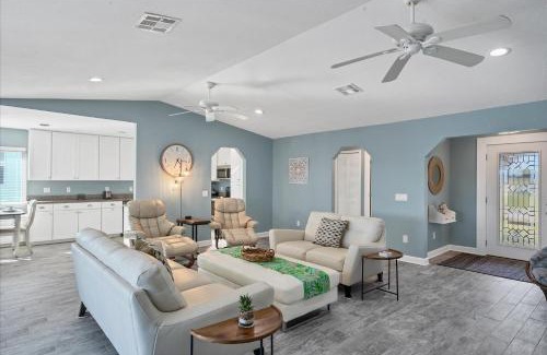South Gulf Cove House | 15826 Aqua