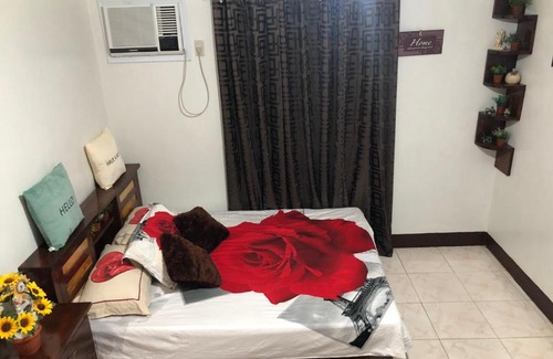 Bantay House | 15pax-2minutes to Vigan-Rose and Fer Transient-2 Bedroom House
