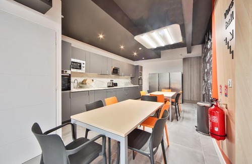 Charenton-le-Pont Apartment | 16.Chambre double#CoLiving#Loft#HomeCinema#fitness