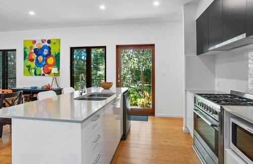 Rainbow Beach House | 16 Ibis Court - Rainbow Shores. Wifi. Pool. Quick walk to beach