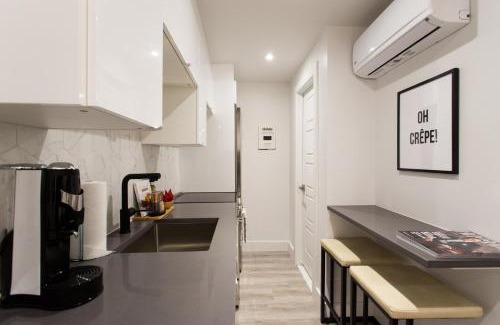 Little Italy Apartment | 16 Studio Apartment-Hotel in Little Italy by Den Stays