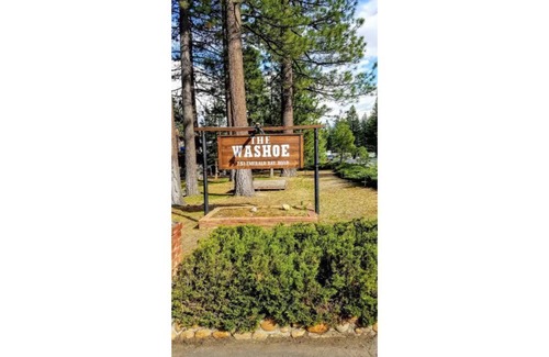 South Lake Tahoe Apartment | 16-The Cuddly Cub Studio #16