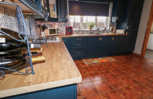 Ballycastle Cottage | 16 Whitehall Place