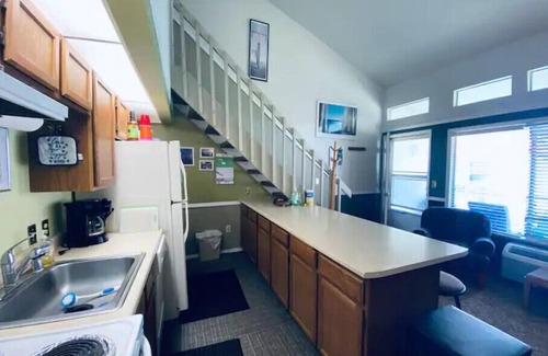 Quincy Condo | #168 Condo near large pool & shuttle to Gorge Amp-book separately