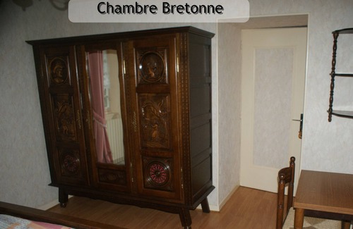Saint-Meloir-des-Ondes House | 16th century old house