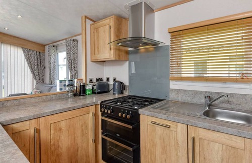 Rhyd-y-clafdy Ski Chalet | 17 Crugan in the beautiful Pwllheli