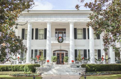 Macon Hotel | 1842 Inn