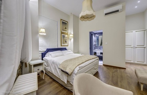 Ermoupoli Hotel | 1844 Suites Syros