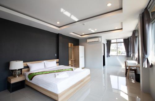 Si Phraya Hotel | 185@Surawong Residence