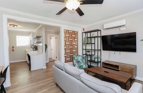 Bayview Apartment | 1866 EOV Haven Suite