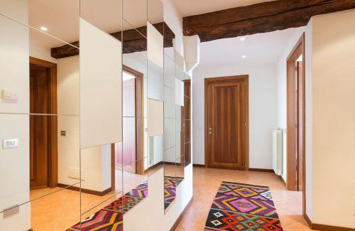 Lesa Apartment | 18th Century Apartment with Fresco