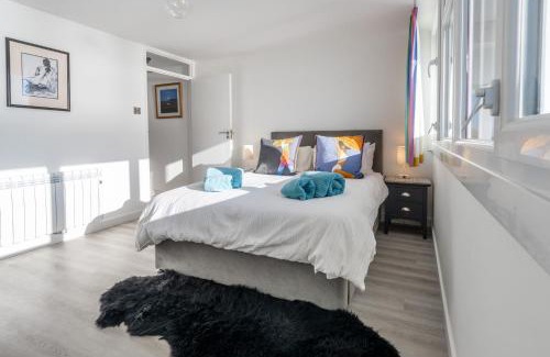 Felixstowe House | 19 Undercliffe