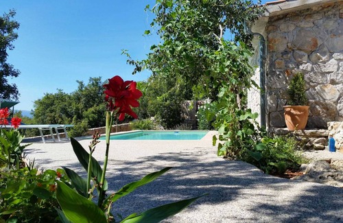 Nenadici Other | 190 m² Accommodation ∙ 2 bedrooms ∙ 4 guests
