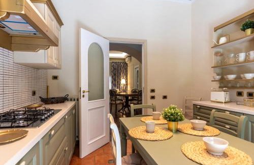 Arenella Apartment | 1912 - Marinelli House