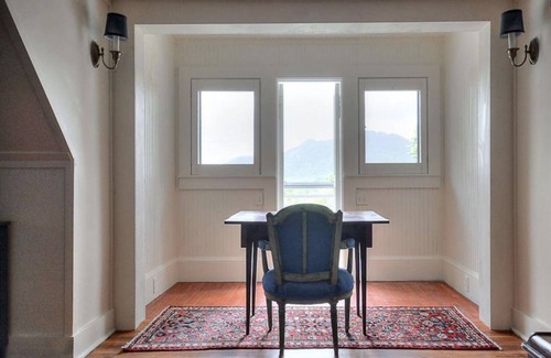 Lynn House | 1920's Historic Mountain Home