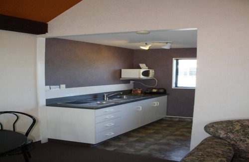 Blenheim Hotel | 193 Aorangi Manor Motel