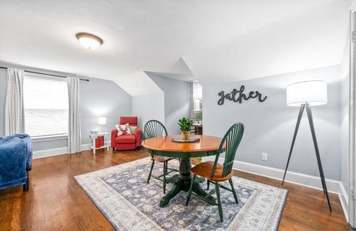 Clarksville House | 1BD 102 Madison Ter