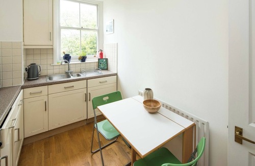 Woodberry Down Apartment | 1BD Flat Stoke Newington Well Connected CityCentre