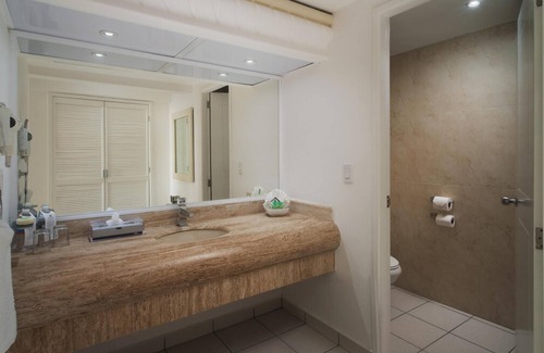 Las Gaviotas Resort | 1BD Suite/Mazatlan - Gorgeous Mexican Oasis for your Romantic Getaway!