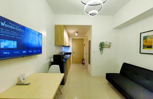 Barangka Ilaya Apartment | 1BR Condotel with Balcony at SM Light Residences #LT05-1