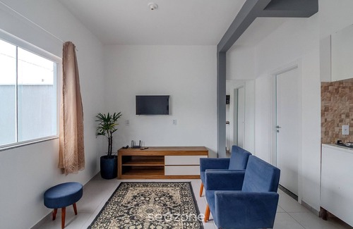 Praia da Armacao do Itapocoroi Apartment | 1BR House w/BBQ & Garage in Penha Jcs0004