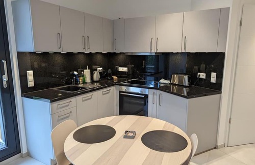 Rollingergrund-Belair Nord Apartment | 1BR in New Building with Garage+Balcony