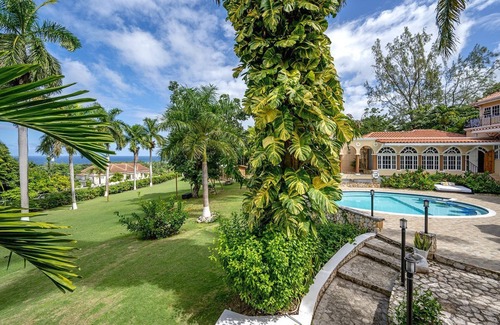 Montego Bay Apartment | 1br Music themed luxury villa suite - 15 minutes from airport