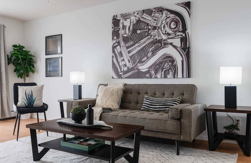 Fort McMurray Apartment | 1BR w/ Balcony | Newly Renovated | Downtown