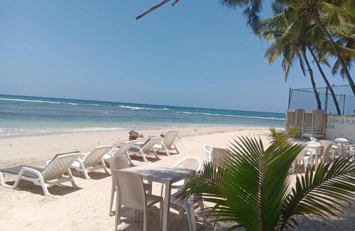 Guayacanes Bed & Breakfast | 1Vida Bar Restaurante