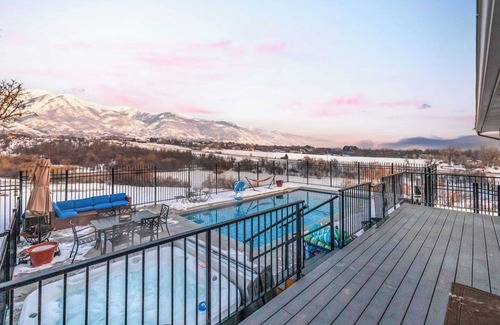 Layton Villa | 2, 30 off Rental Car, Pool Spa Gym, 0 Fees, Crib