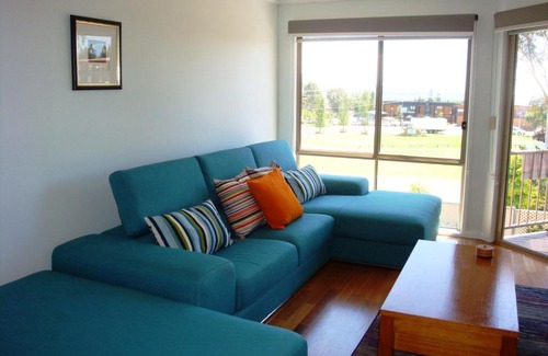 Bermagui House | 2 6 Carnago
